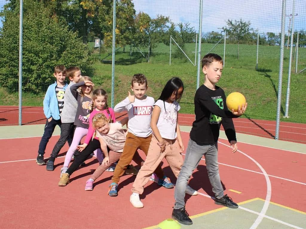 Fotografie z článku: Podzimní sportování u Smajlíků a Veverek