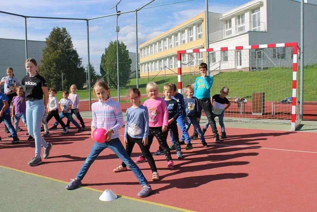 Fotografie z článku: Podzimní sportování u Smajlíků a Veverek