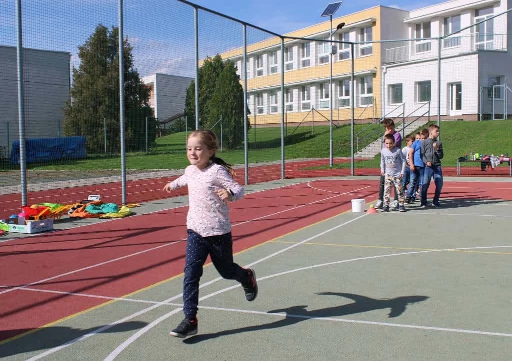 Fotografie z článku: Podzimní sportování u Smajlíků a Veverek