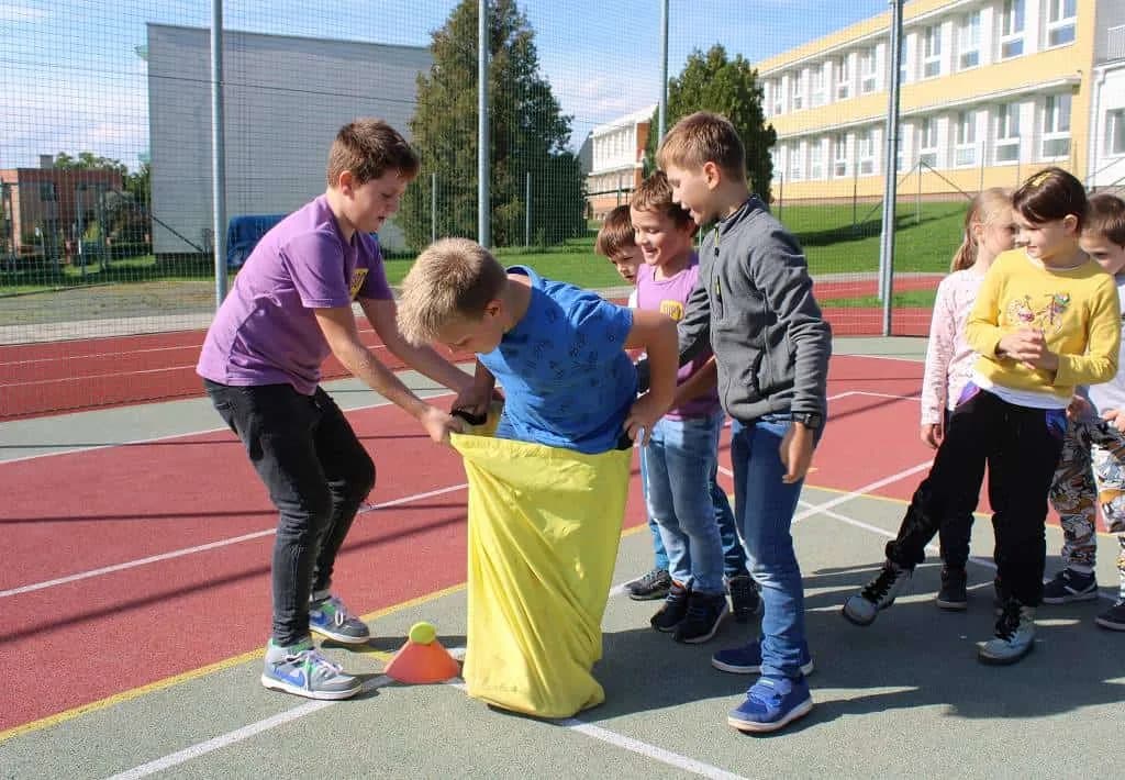 Fotografie z článku: Podzimní sportování u Smajlíků a Veverek