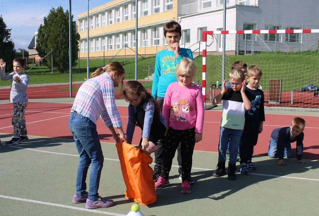 Fotografie z článku: Podzimní sportování u Smajlíků a Veverek
