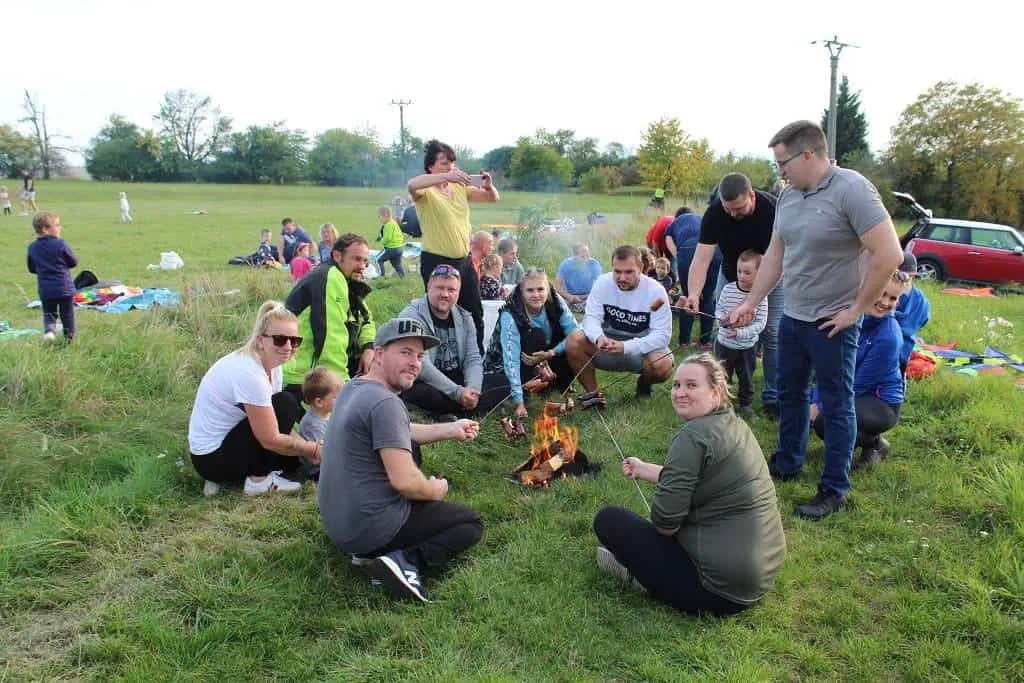 Fotografie z článku: Drakiáda u Koťat
