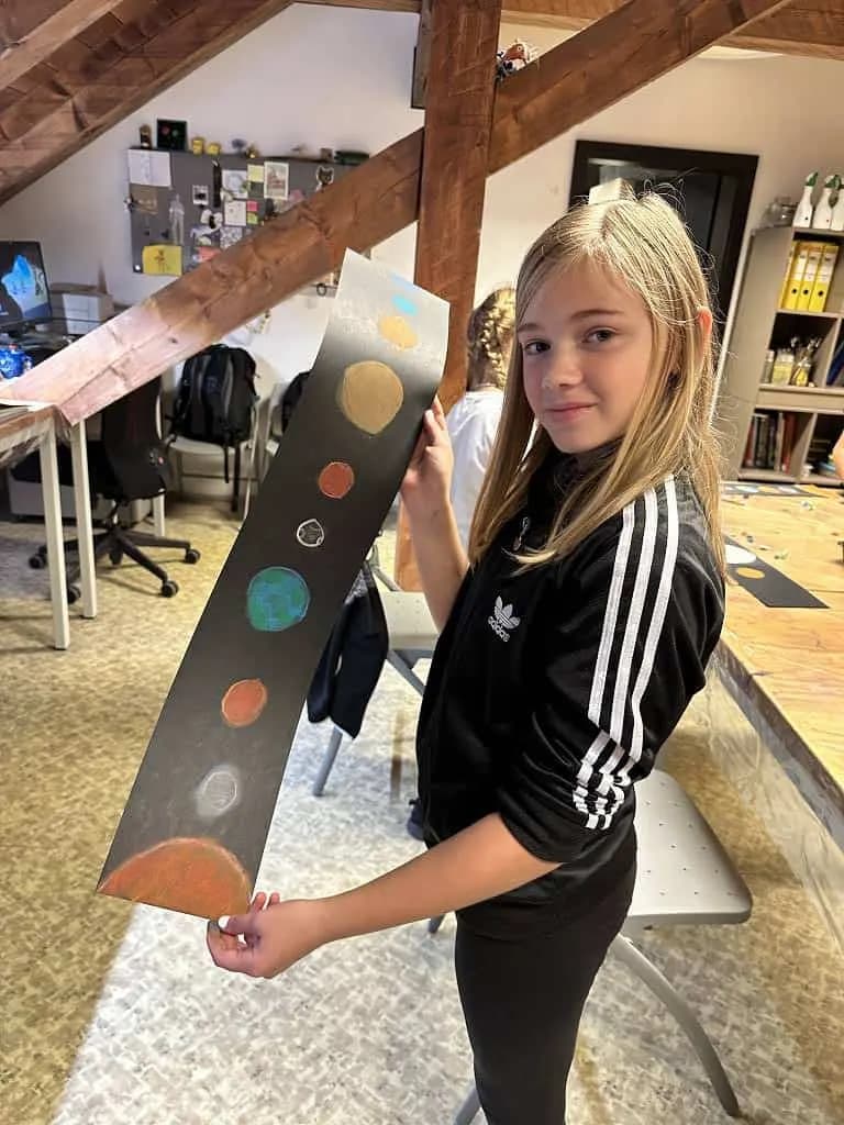 Fotografie z článku: Páté třídy v planetáriu