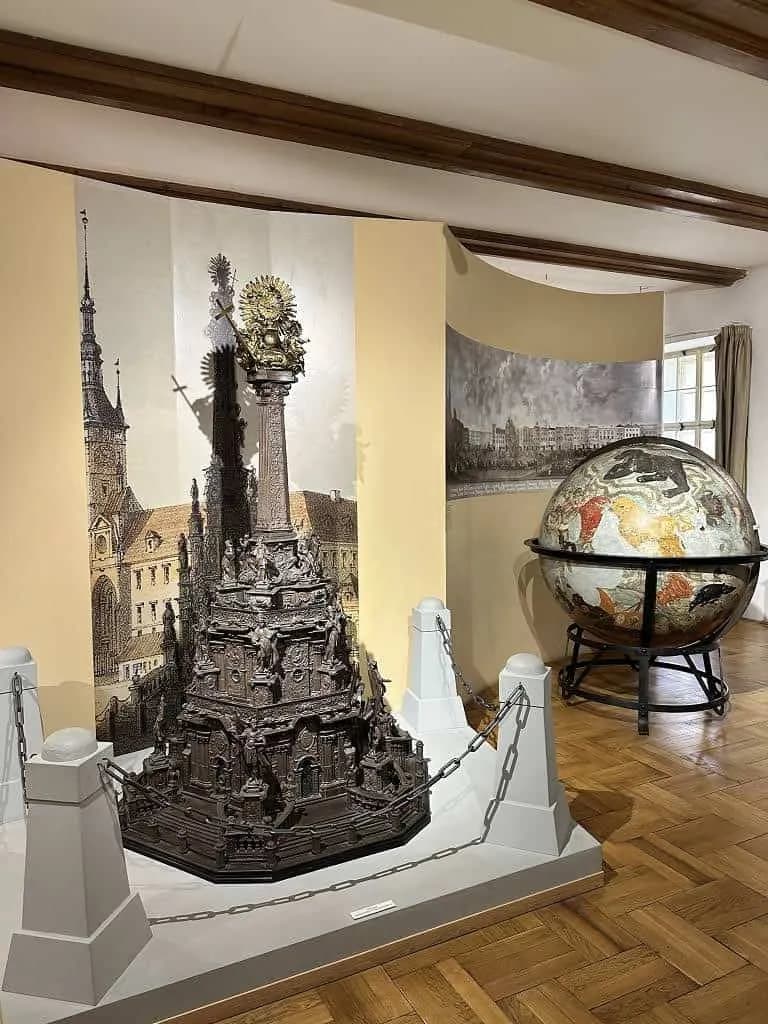 Fotografie z článku: Středověký komiks- páťáci v Olomouci na výstavě