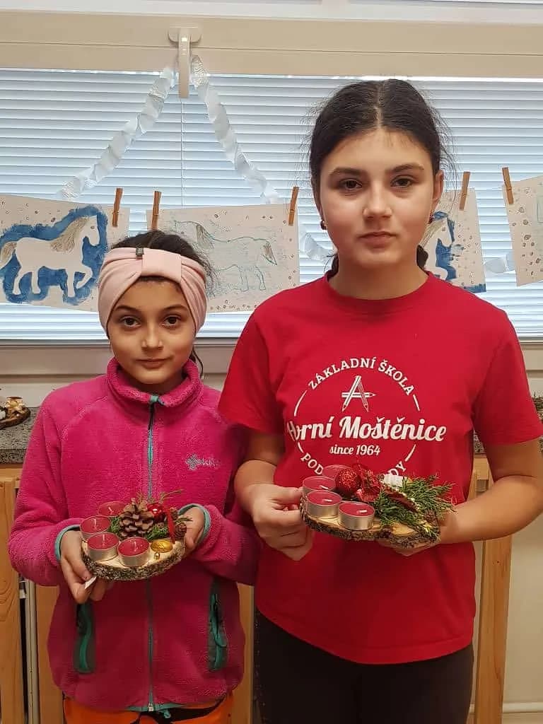 Fotografie z článku: Advent přichází do ŠD