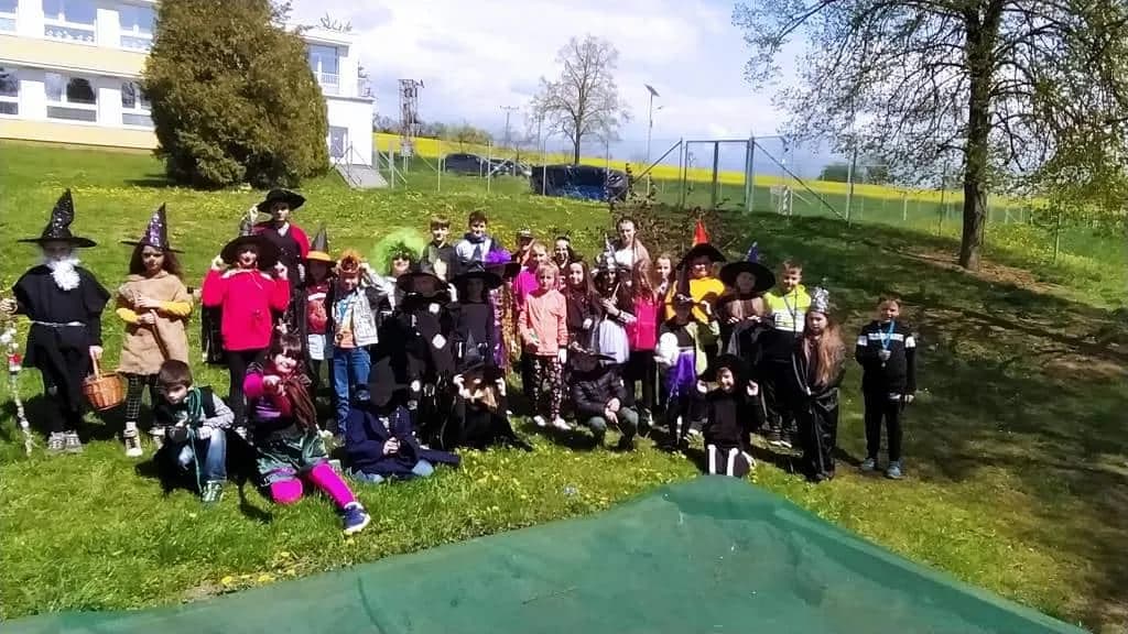Fotografie z článku: Čarodějnické odpoledne Soviček a Veverek