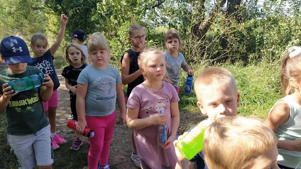 Fotografie z článku: Vycházka se skřítkem Podzimníčkem