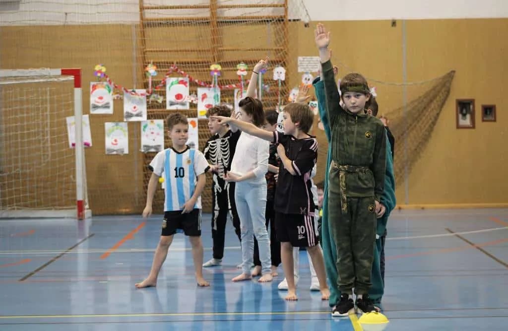 Fotografie z článku: Karneval u Smajlíků a Veverek