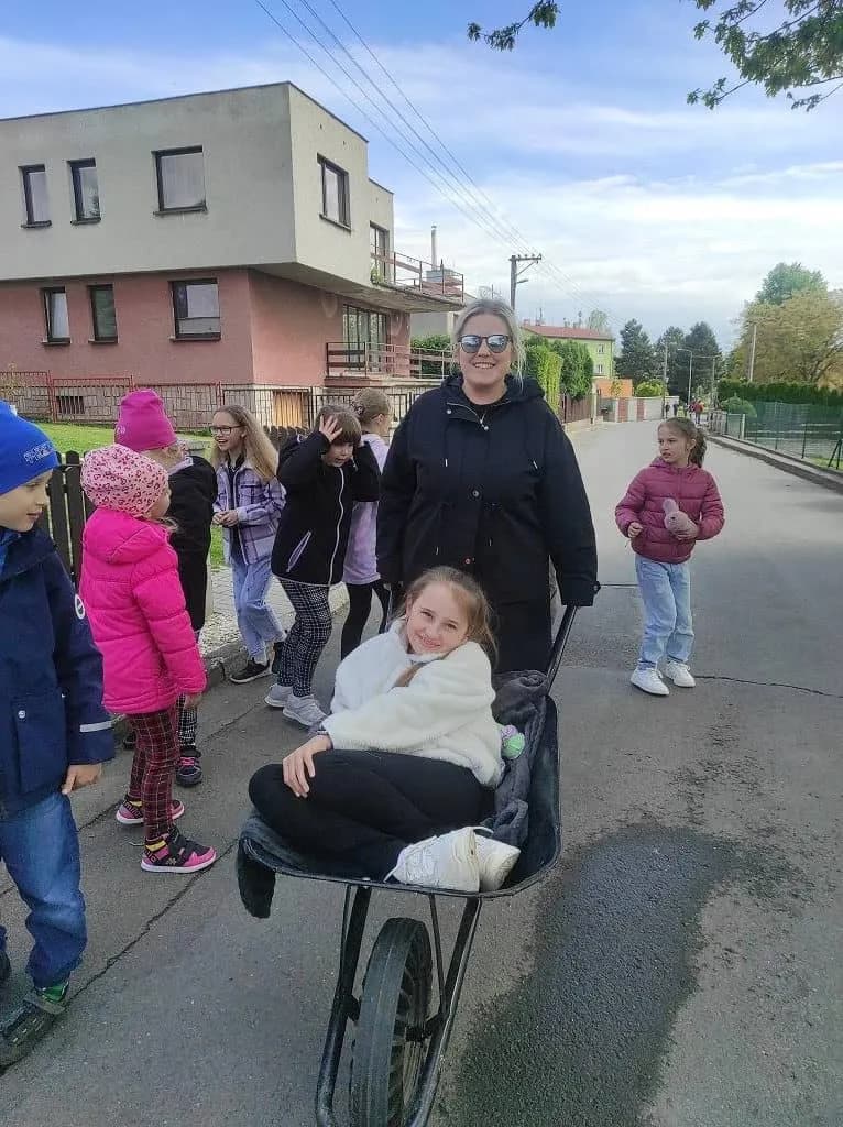 Fotografie z článku: Květinová vycházka