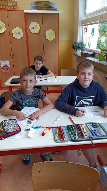 Fotografie z článku: Projekt Včely ve II. B