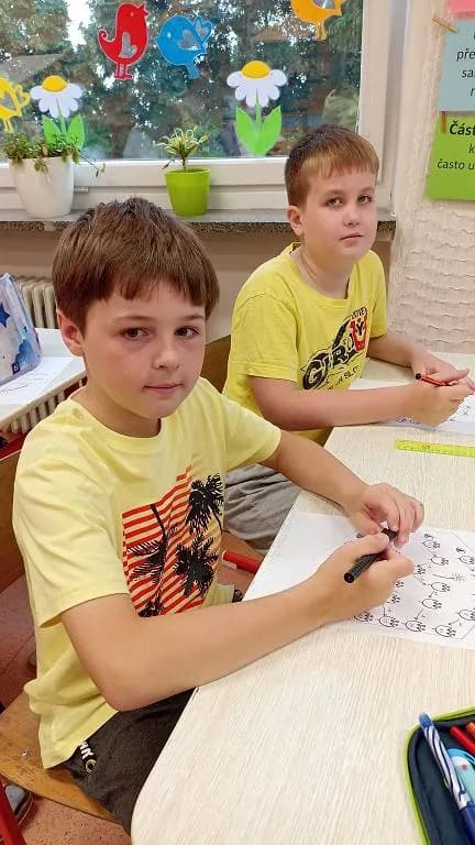 Fotografie z článku: Projekt Včely ve II. B