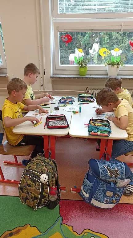 Fotografie z článku: Projekt Včely ve II. B