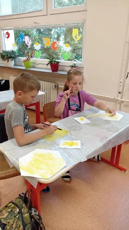 Fotografie z článku: Projekt Včely ve II. B