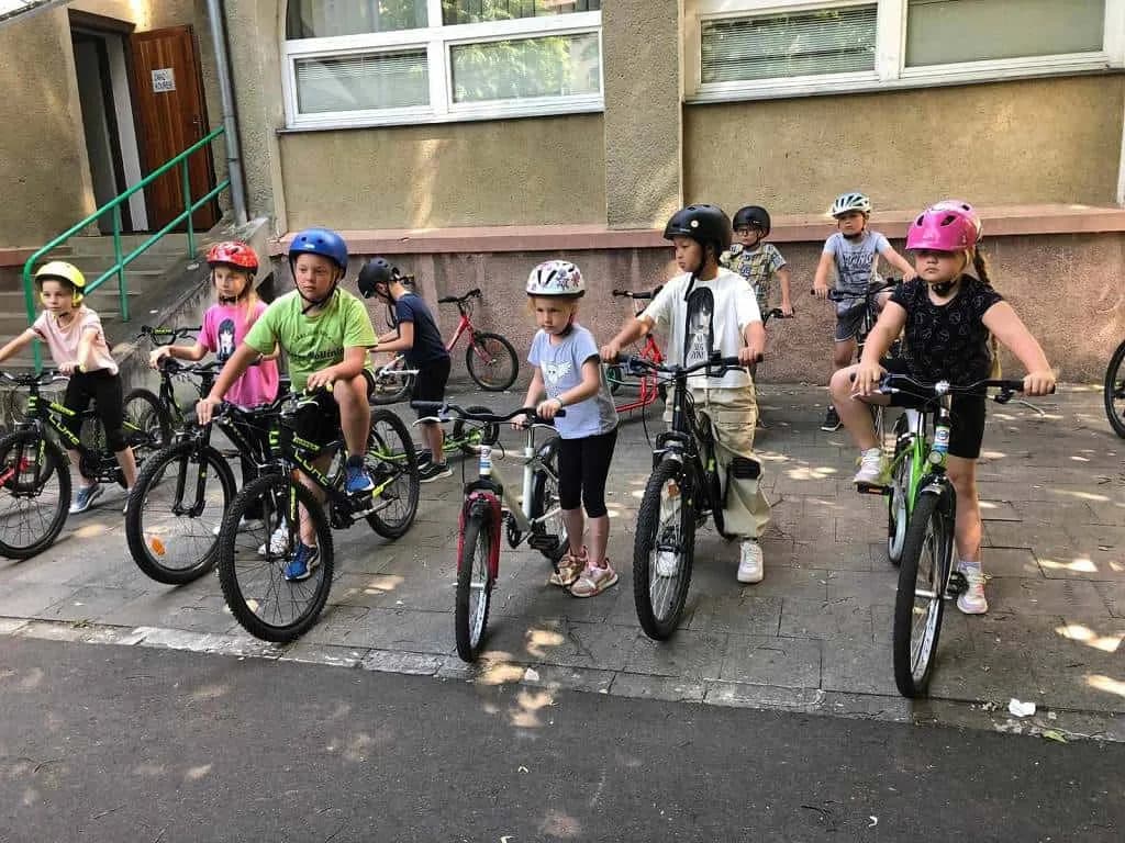 Fotografie z článku: Dopravní výchova s druháky