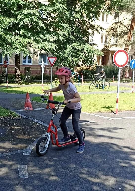 Fotografie z článku: Dopravní výchova s druháky