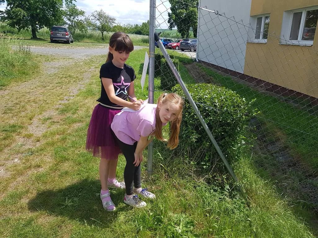 Fotografie z článku: Jarní stezka přírodou u Veverek