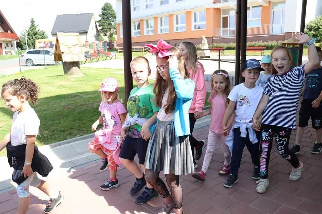 Fotografie z článku: Koťata a ll. A spolu kamarádí