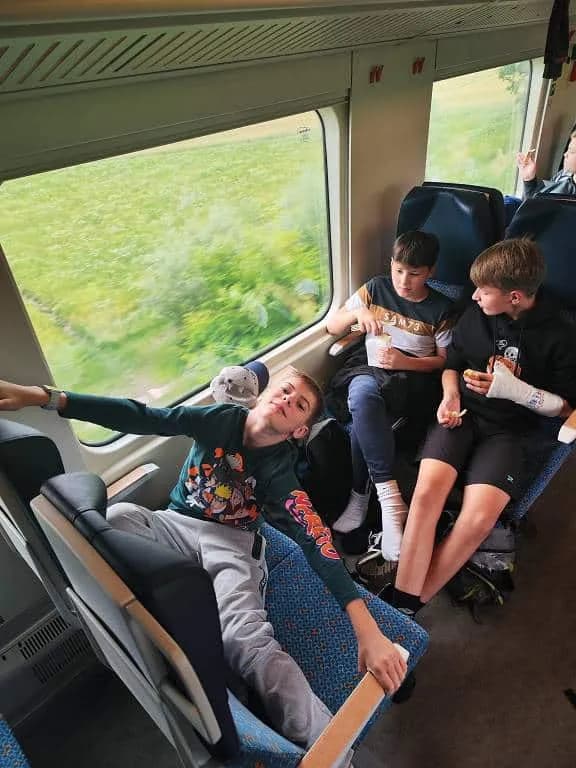 Fotografie z článku: Výlet VI. B do Rožnova p. R.