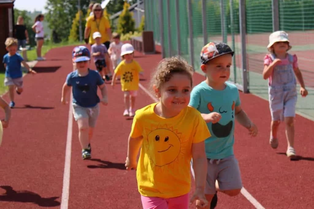 Fotografie z článku: Olympijský běh v ZŠ i MŠ