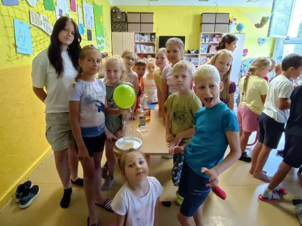 Fotografie z článku: Přívesnický tábor Malý věděc