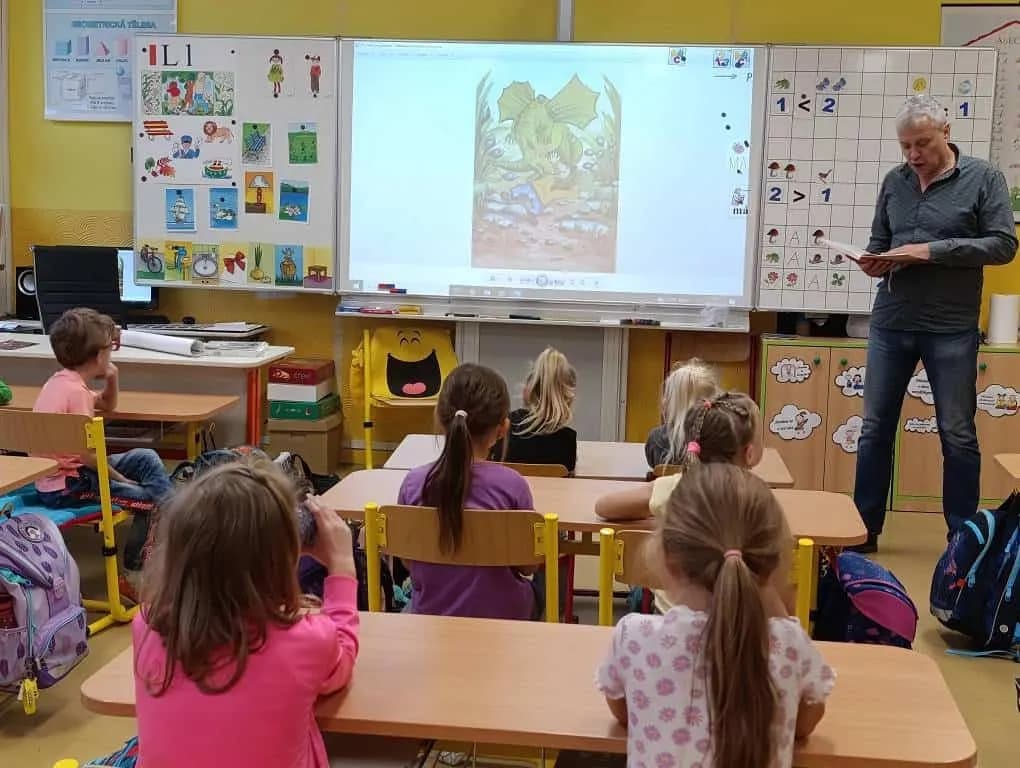 Fotografie z článku: Beseda se spisovatelem