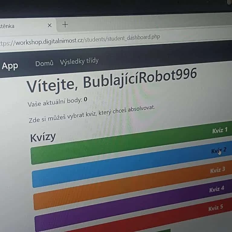 Kyberšikana a AI