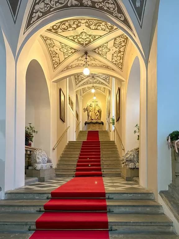 Arcibiskupský palác v kostce
