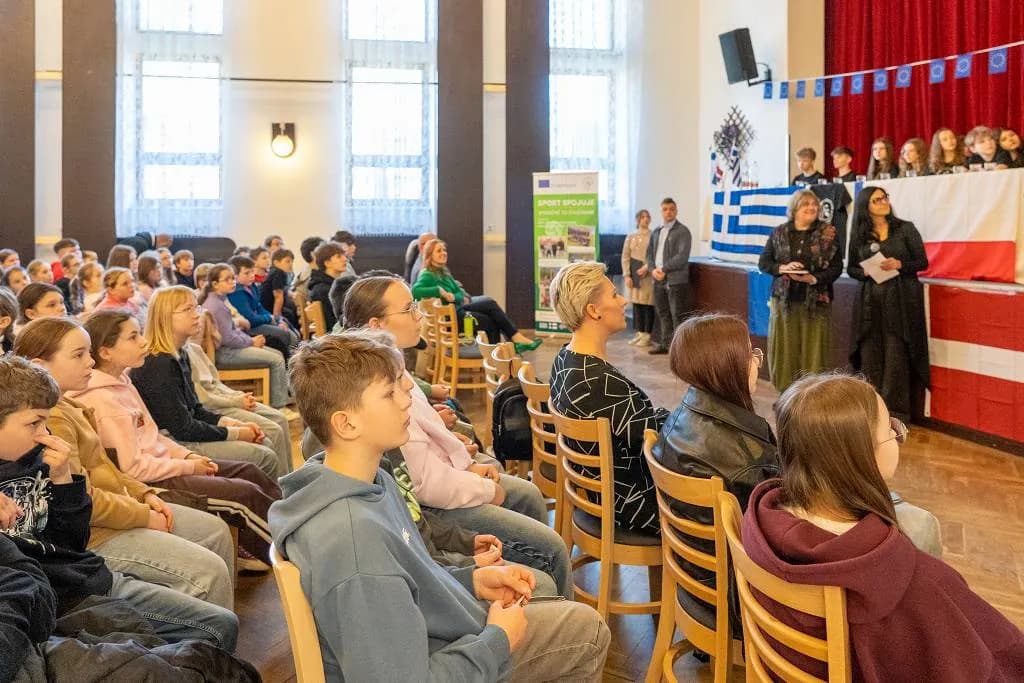 Fotografie z článku: Tisková konference podruhé