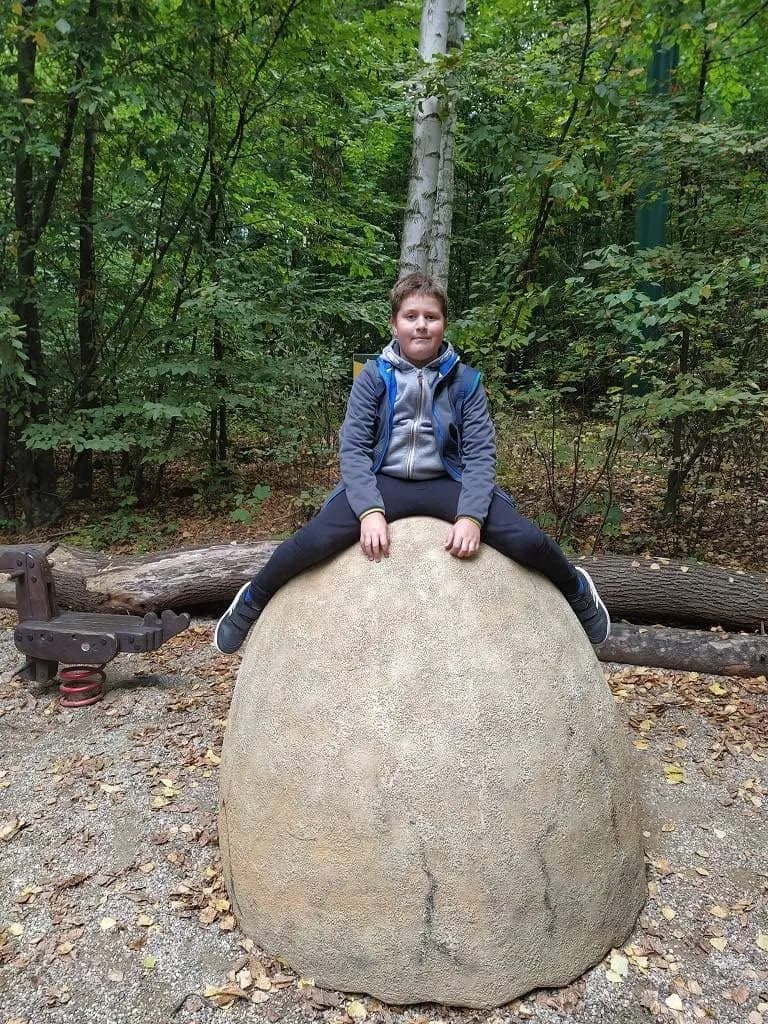 Fotografie z článku: 1.-3. třída v Dinoparku ve Vyškově