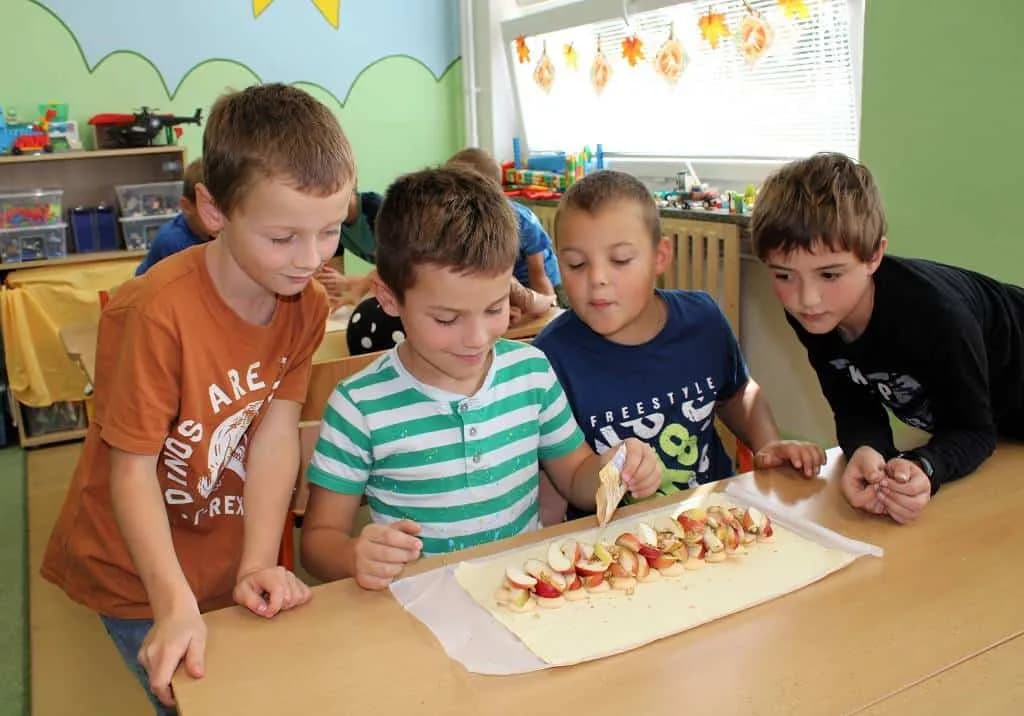 Fotografie z článku: Podzimní sklizeň u Smajlíků - jablkový týden 20.-24.9.2021