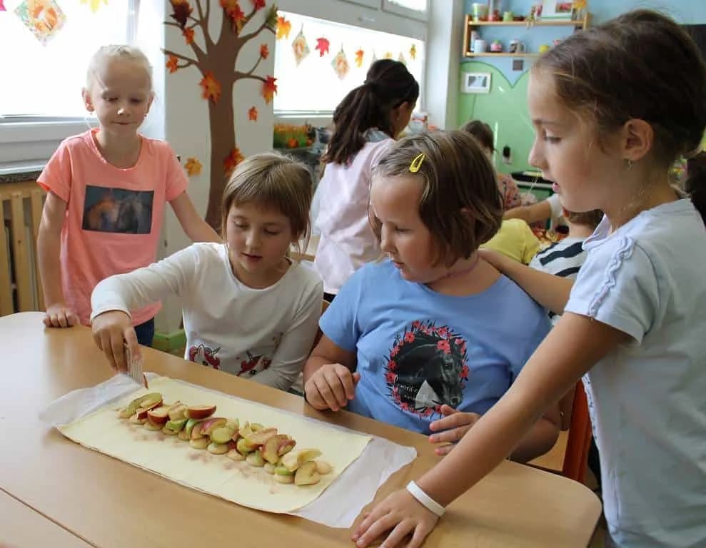 Fotografie z článku: Podzimní sklizeň u Smajlíků - jablkový týden 20.-24.9.2021
