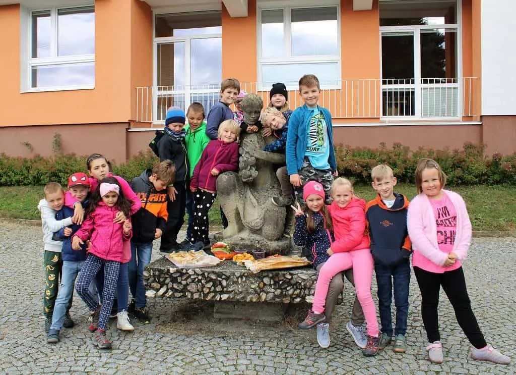 Fotografie z článku: Podzimní sklizeň u Smajlíků - jablkový týden 20.-24.9.2021