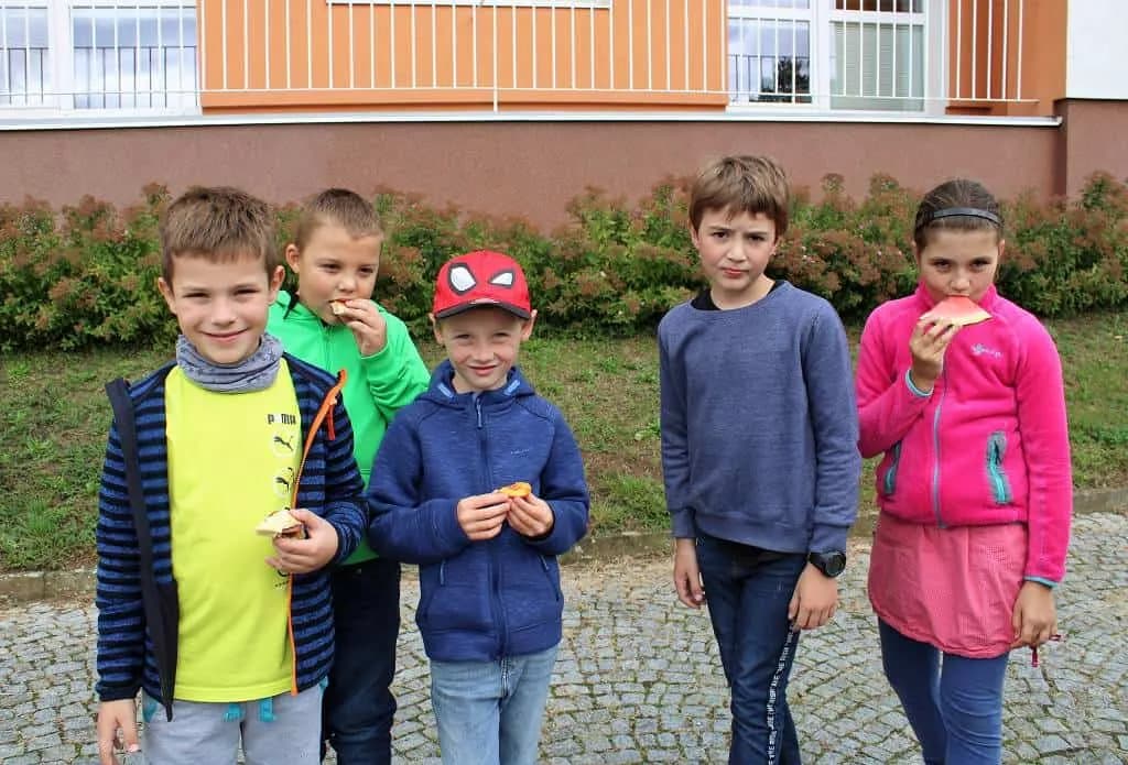 Fotografie z článku: Podzimní sklizeň u Smajlíků - jablkový týden 20.-24.9.2021