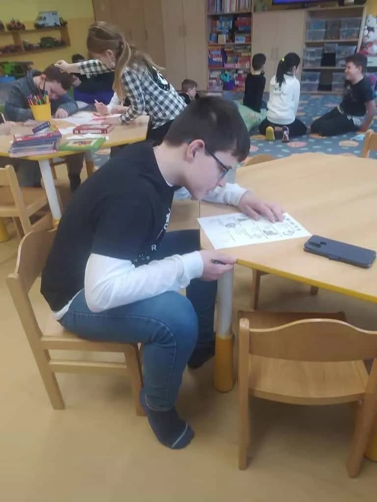 Fotografie z článku: Z pohádky do pohádky - ŠD Sovičky a Veverky