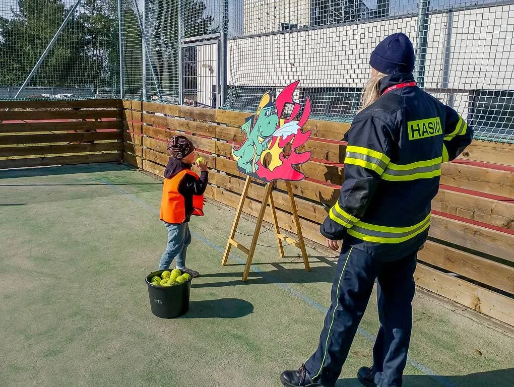 Fotografie z článku: Exkurze MŠ u hasičů v Přerově 🚒