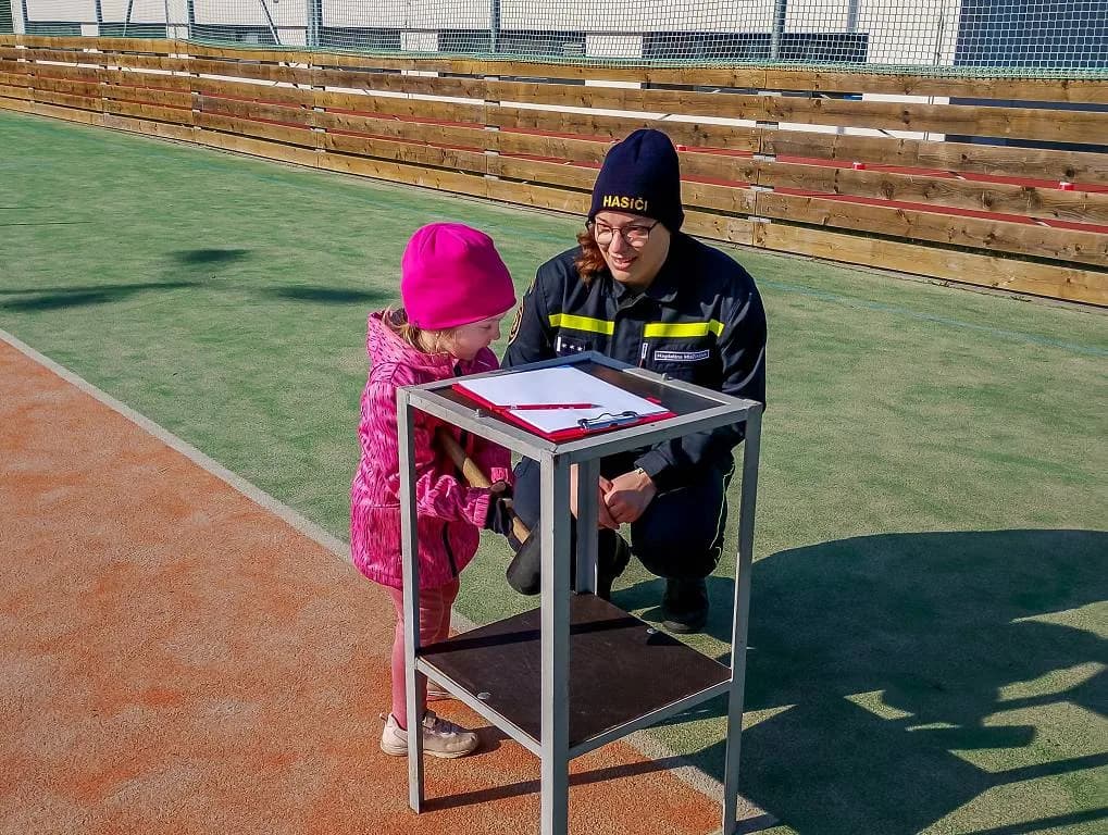 Fotografie z článku: Exkurze MŠ u hasičů v Přerově 🚒