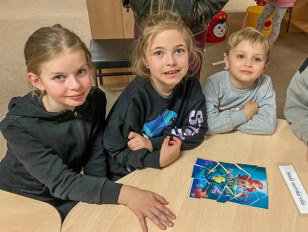 Fotografie z článku: Noc s Andersenem