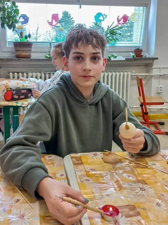 Fotografie z článku: Velikonoční dílny v V. A 🐣