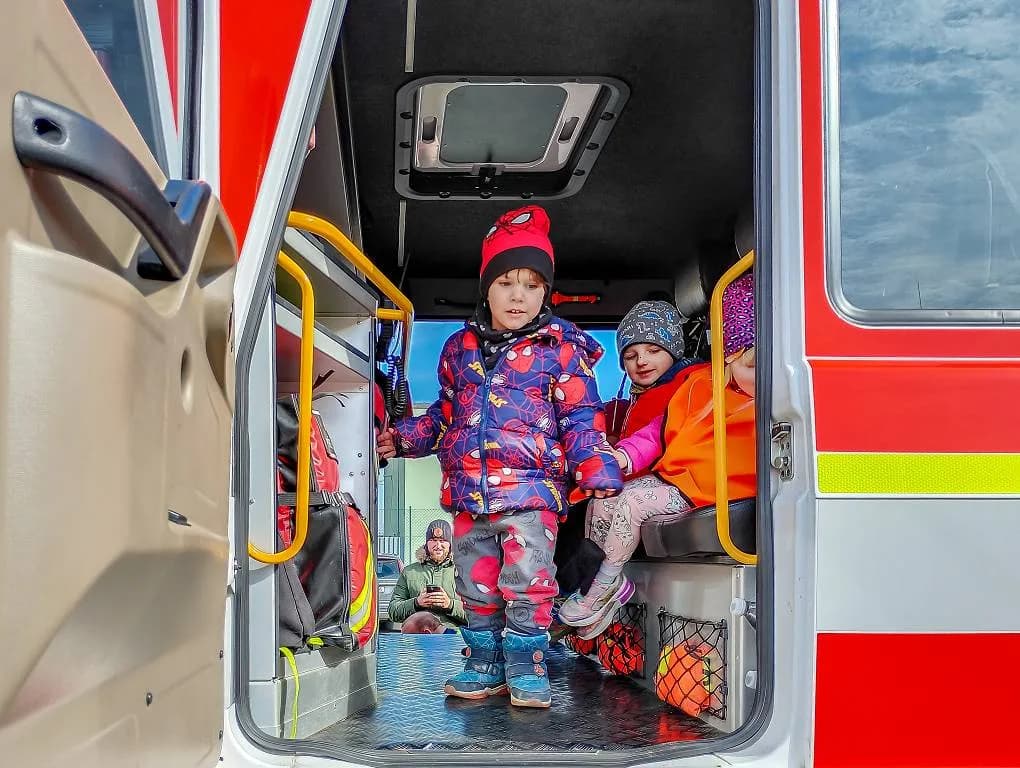 Fotografie z článku: Exkurze MŠ u hasičů v Přerově 🚒