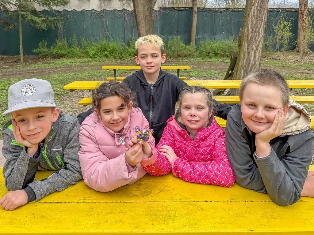 Fotografie z článku: Jarní pátračka ve ŠD Smajlíci a Veverky 🌿