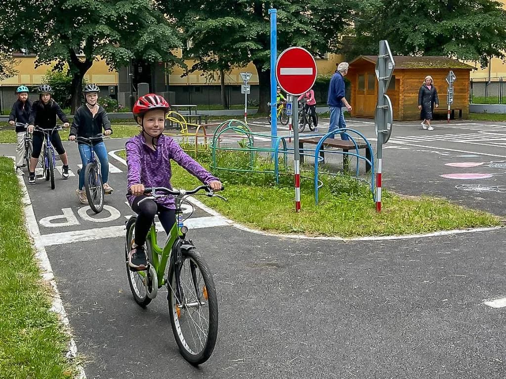 Fotografie z článku: Dopravní výchova čtvrťáků v Přerově