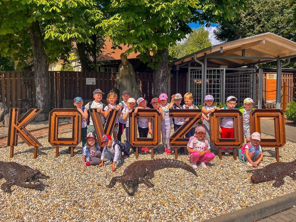 Fotografie z článku: Výlet Včeliček a Berušek do Modré a Kovozoo