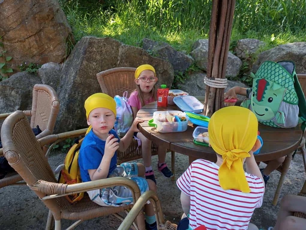 Fotografie z článku: Včeličky a Sluníčka na výletě v ZOO Lešná